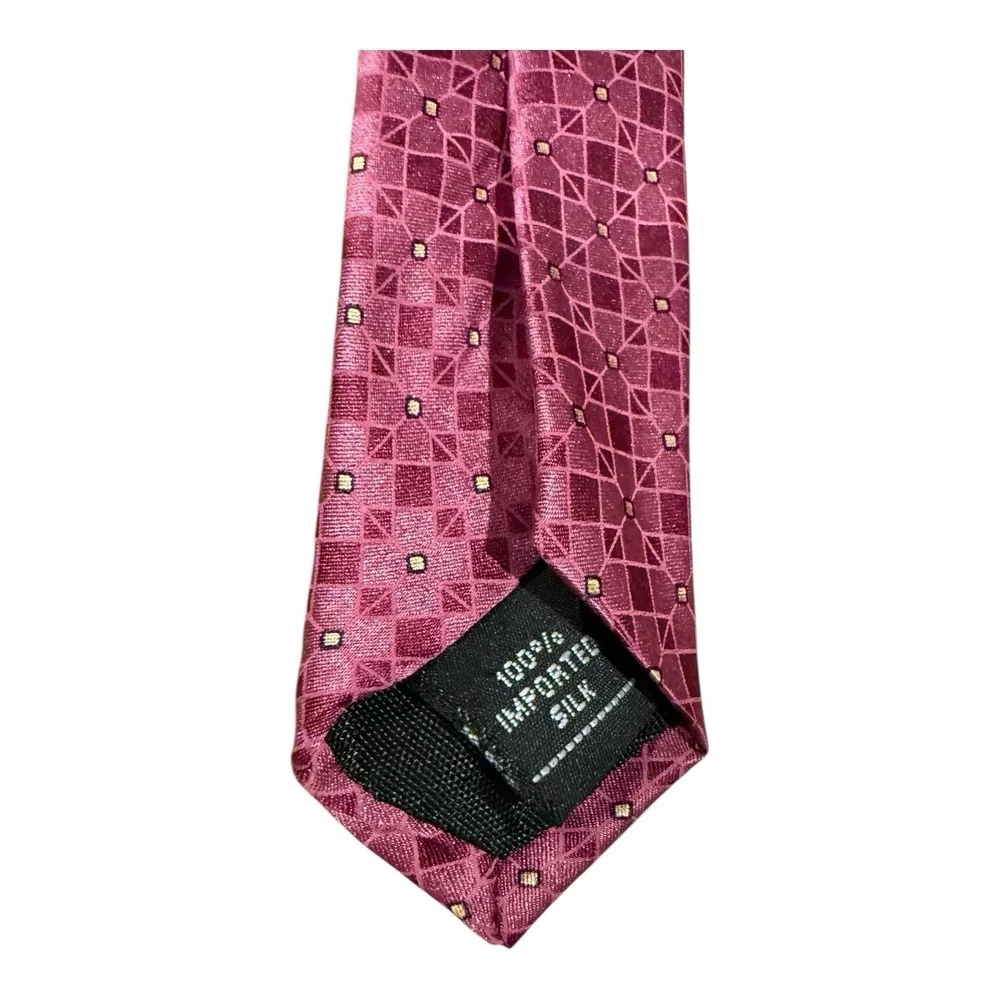 Arrow Silk Tie Pink 